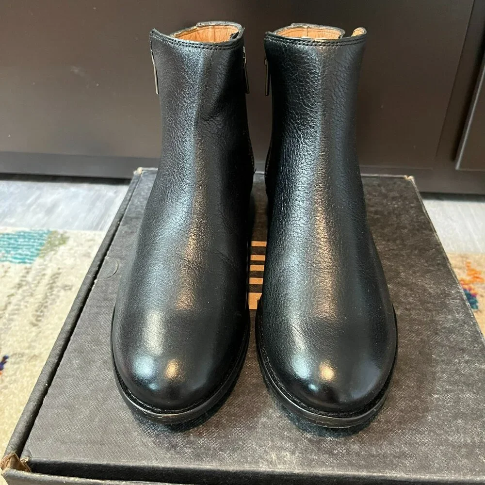 Frye Carly Double Zip Booties Ankle Boots, Black Leather, US 6.5 - New in Box! - Picture 9 of 11